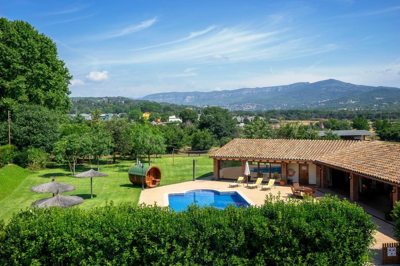 Agroturisme Can Burgues Santa Eulalia de Ronsana Экстерьер фото