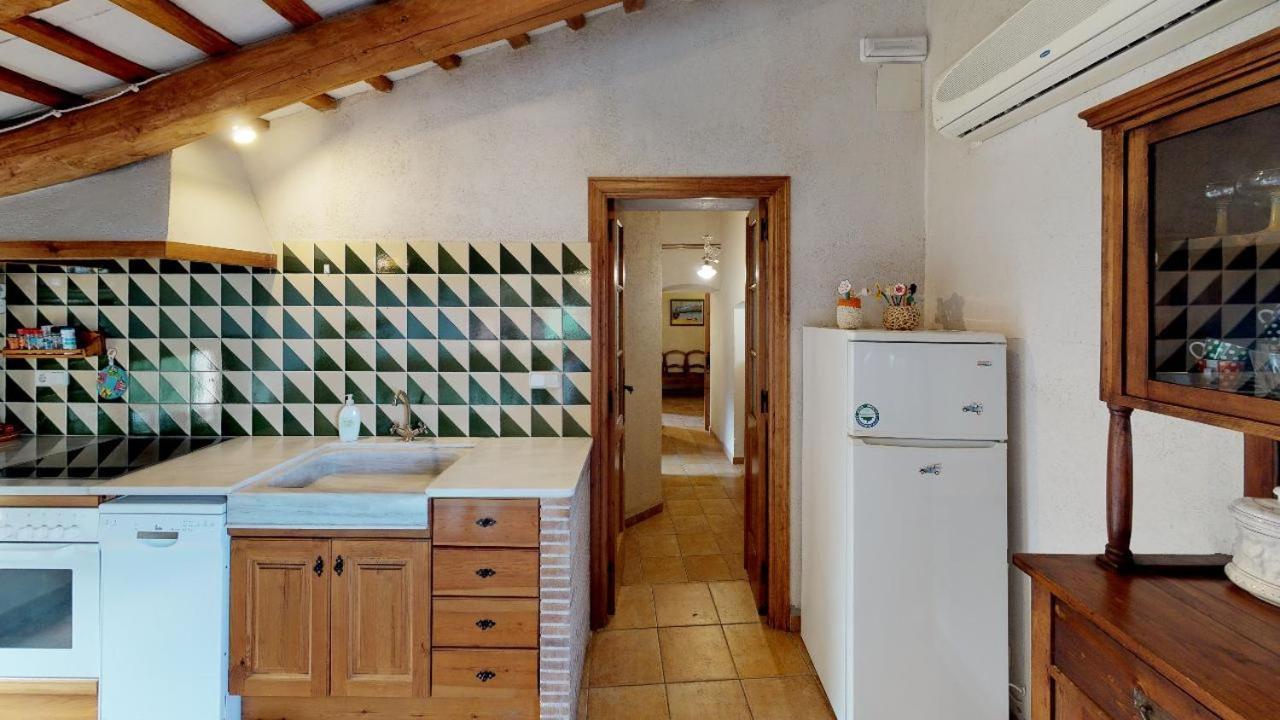 Agroturisme Can Burgues Santa Eulalia de Ronsana Экстерьер фото