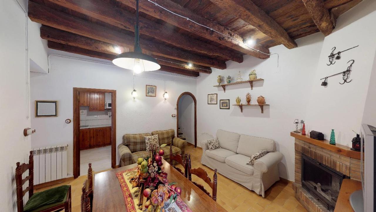 Agroturisme Can Burgues Santa Eulalia de Ronsana Экстерьер фото