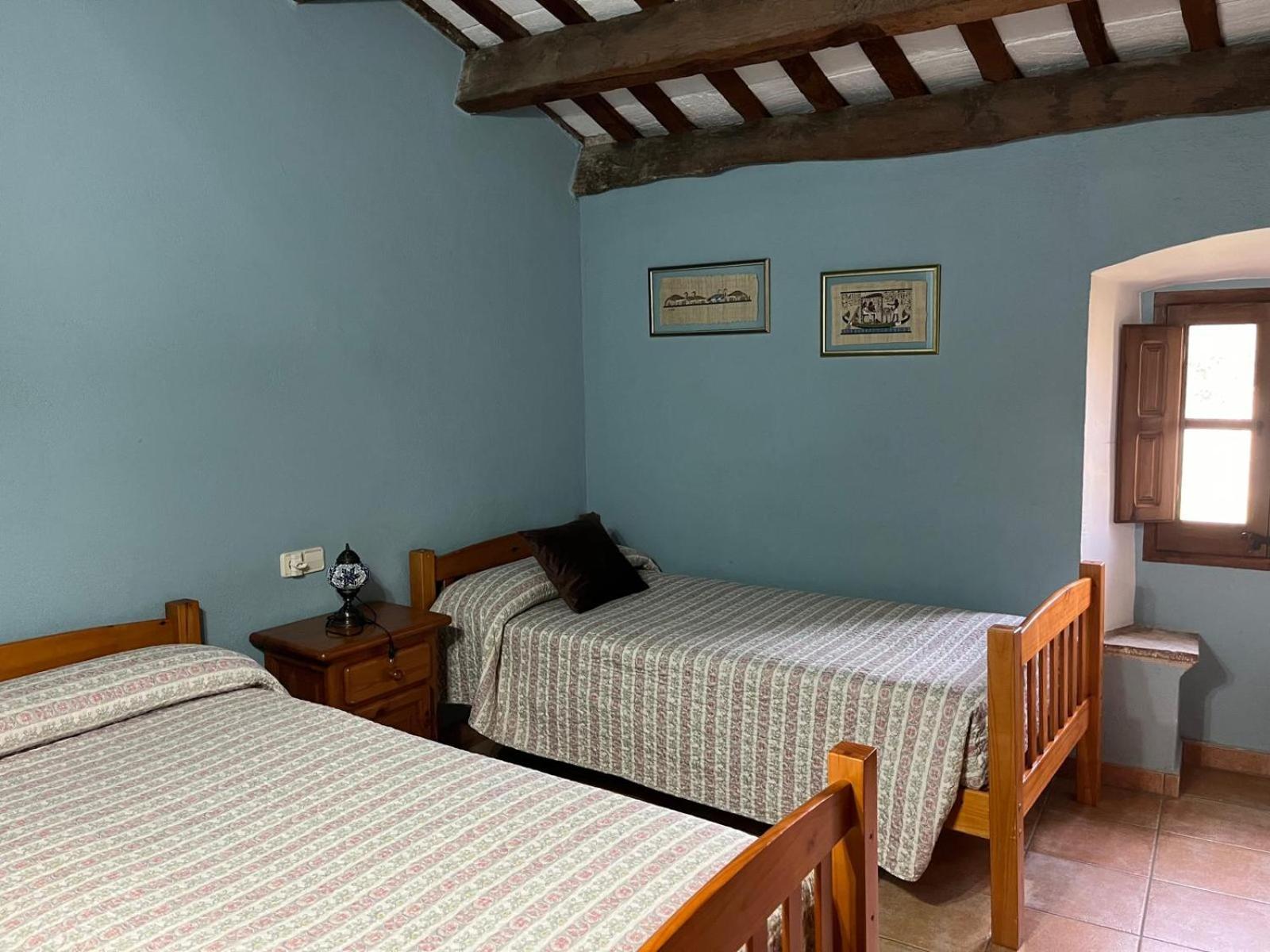 Agroturisme Can Burgues Santa Eulalia de Ronsana Номер фото